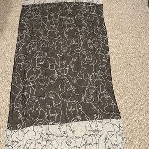 Joseph Ribkoff scarf